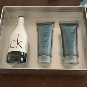 Nib Calvin Klein “CK IN 2U” gift set.